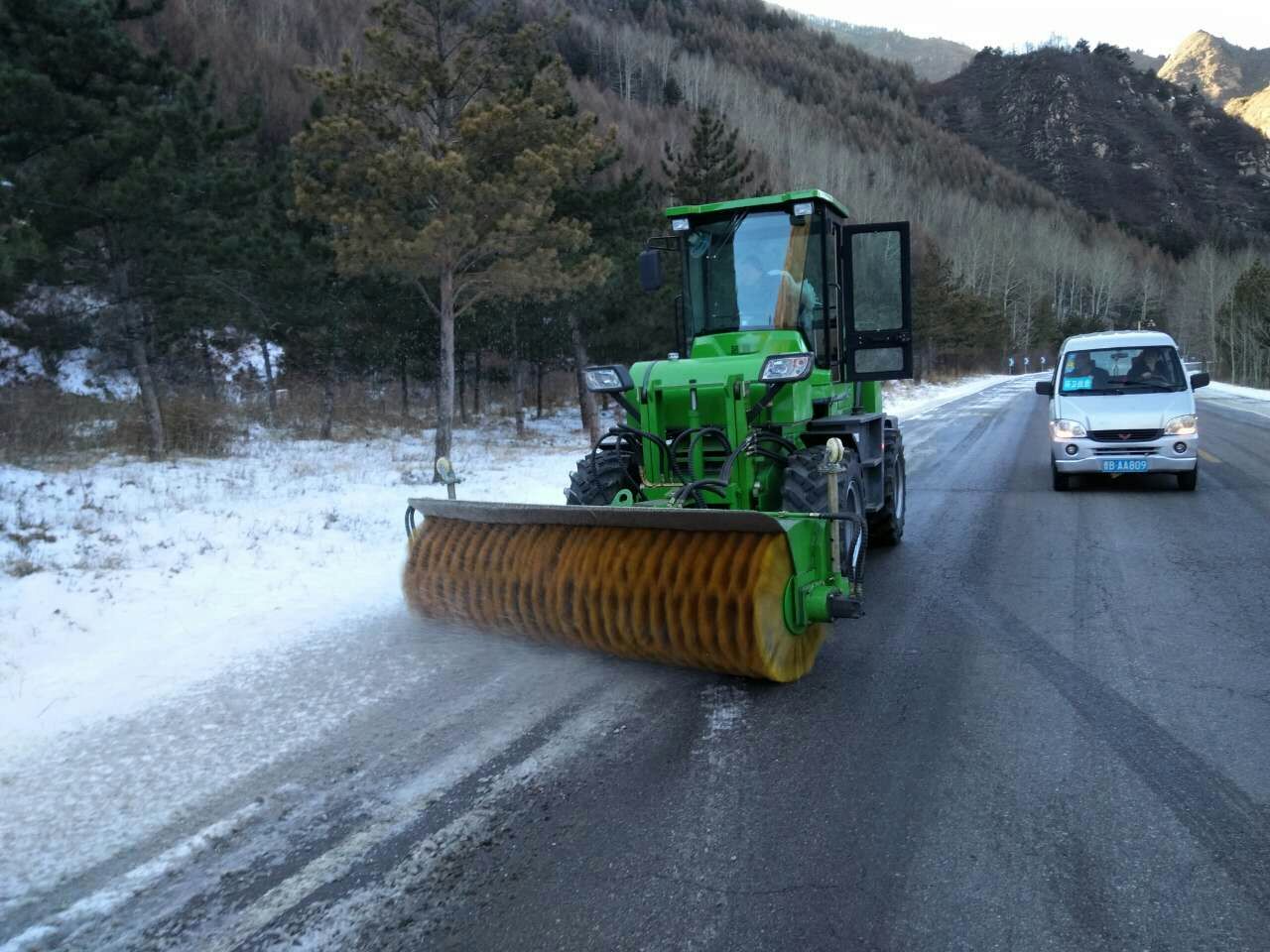 除雪設(shè)備